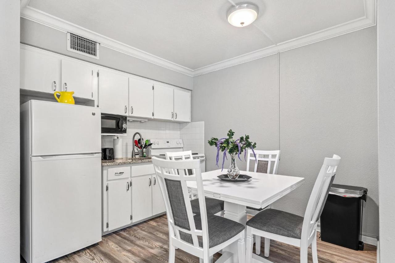 Sunset Beach Suites Сант Пит Бич Экстерьер фото