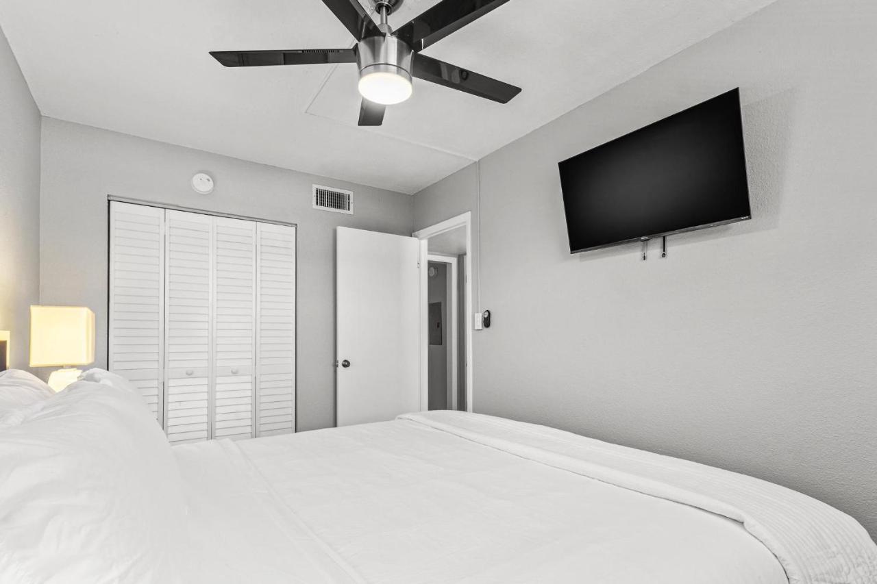 Sunset Beach Suites Сант Пит Бич Экстерьер фото